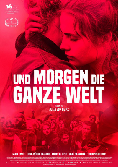 Cris Commando Liebt Den Netten Körper Zu Lecken Cris Commando Liebt Den Netten Körper Zu Lecken